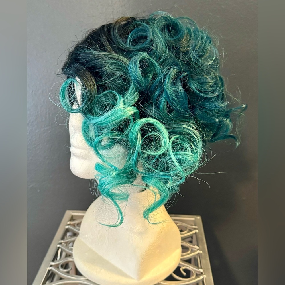 Black/Blue Ombré Wig